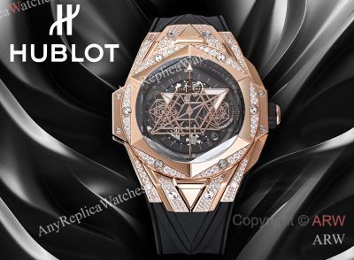 High Quality Replica HUBLOT BIG BANG SANG BLEU II Black Fluororubber Strap Black Skeletonized Geometric Face Dial Titanium With Diamond-Set Case Watch 45mm